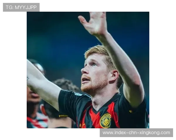 德布劳内连续二过一配合打穿中路,曼城推进仿佛开挂